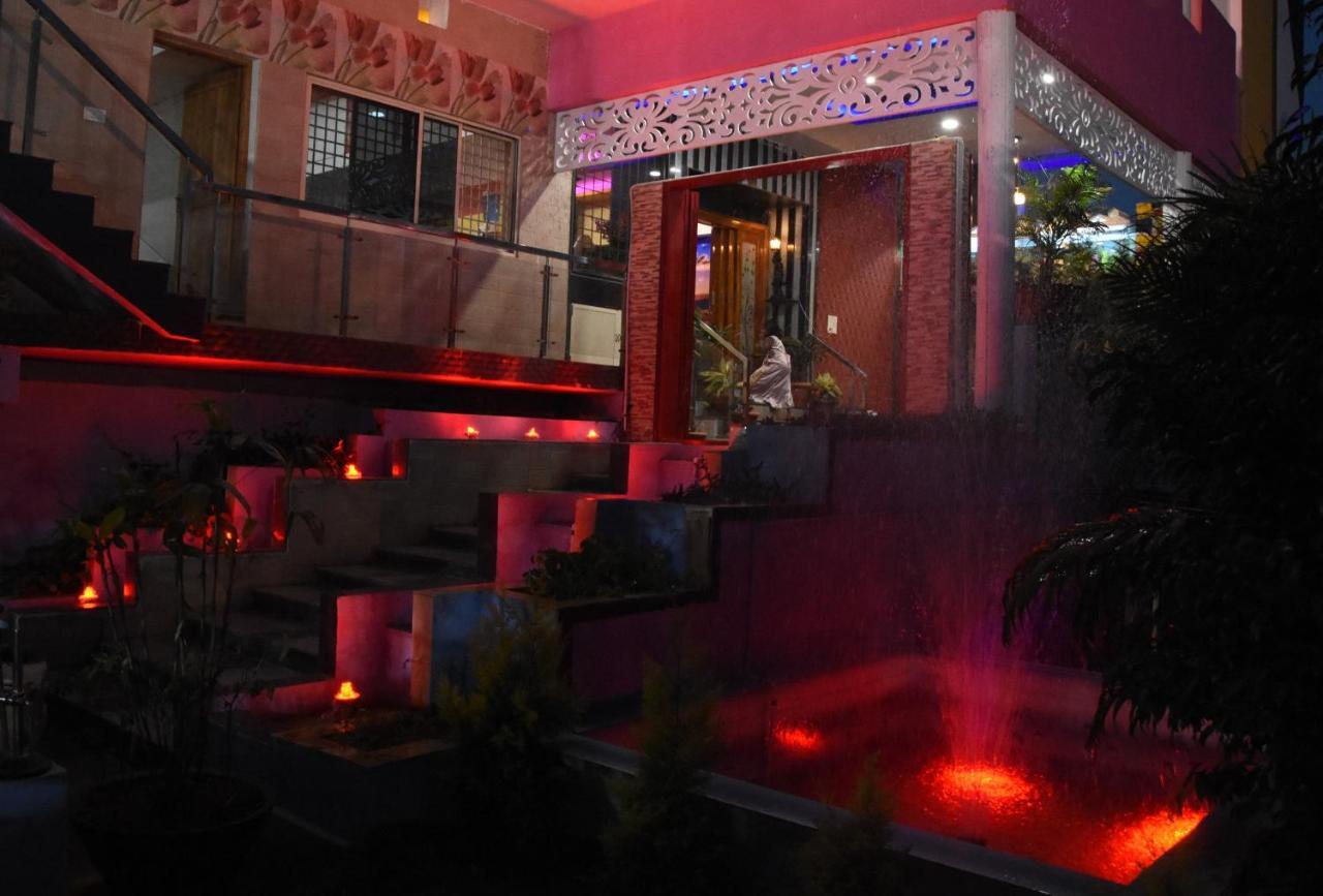 H P Homestay Dharwad Extérieur photo