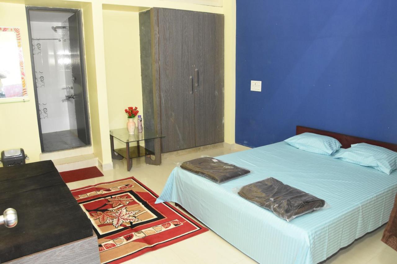 H P Homestay Dharwad Extérieur photo